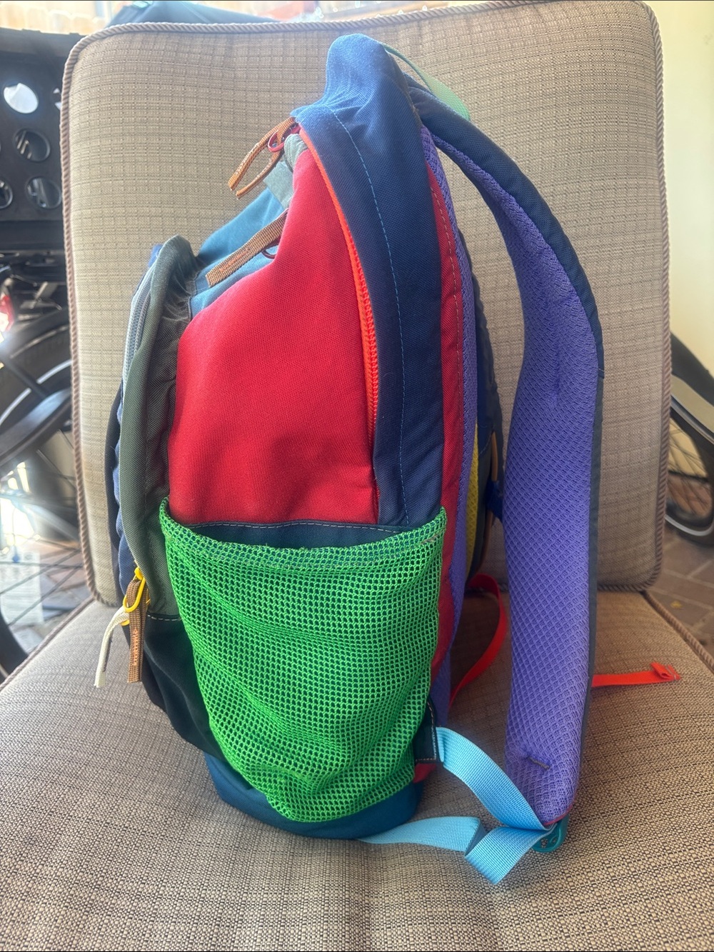 cotopaxi Multicolor Cusco 26 Backpack — Black Front, Blue Base, Red Accent - Picture 5 of 12